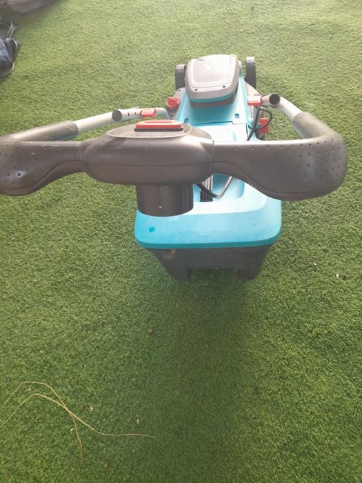 Vendo Máquina de cortar Relva