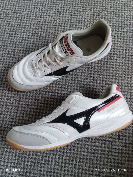 buty piłkarskie (halówki) Mizuno Morelia Sala Elite in r. 42