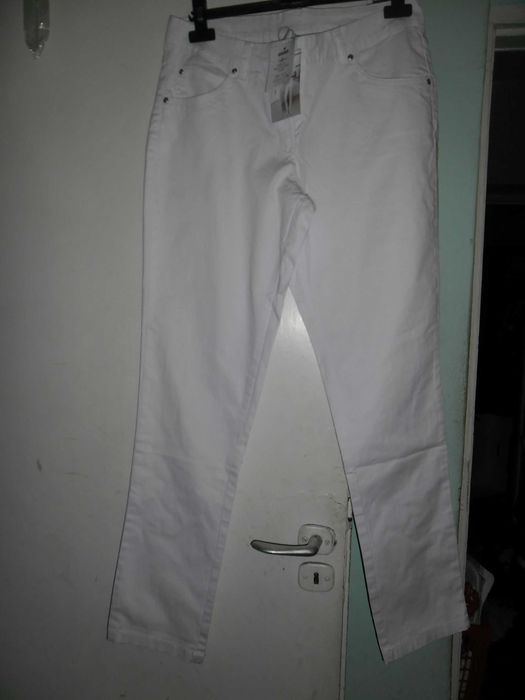 nowe spodnie białe ze streczem roz.40/42