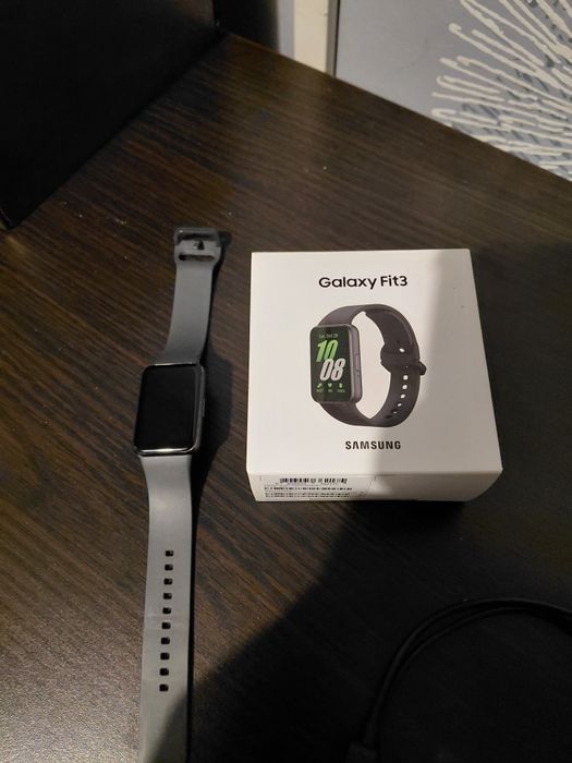 Samsung  Galaxy Fit 3