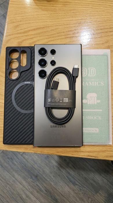 Samsung S24 Ultra - 12/512 Гб, 2 фіз Сім, EU! Акум - 100%!