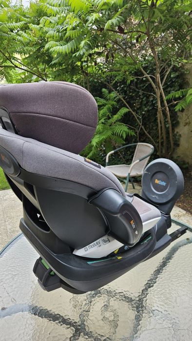 Fotelik BeSafe Izi Modular 9-18 kg z bazą +  lusterko