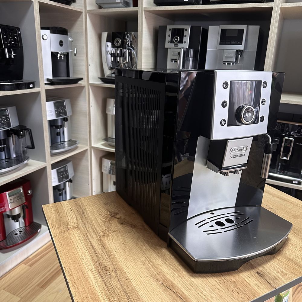 Delonghi Esam 5400 Perfecta plus 6 000 Olx