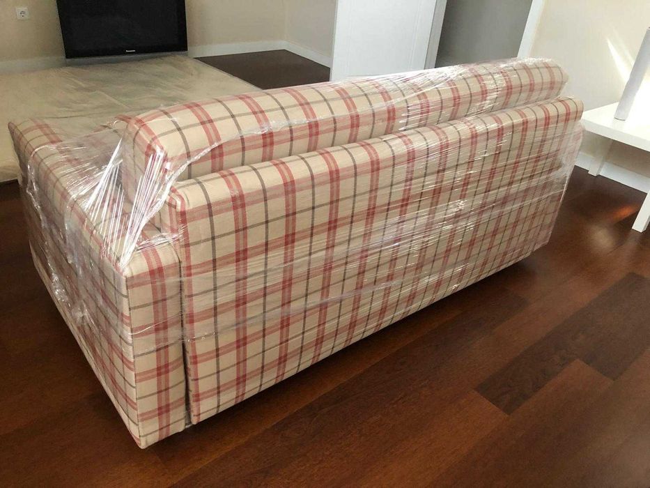 Sofá-cama bastante robusto