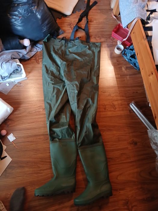 Nowe wodery wędkarskie fladen rozmiar 45