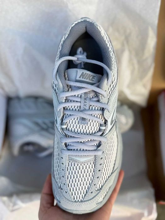 Жіночі кросівки Nike Air Max Moto 2K Оригінал