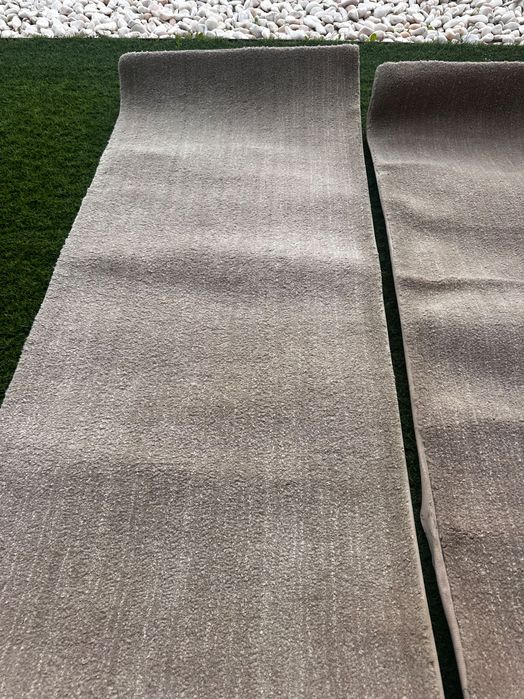 2 Tapetes Bege Usados 6 € Recolha 2 Beige Rugs