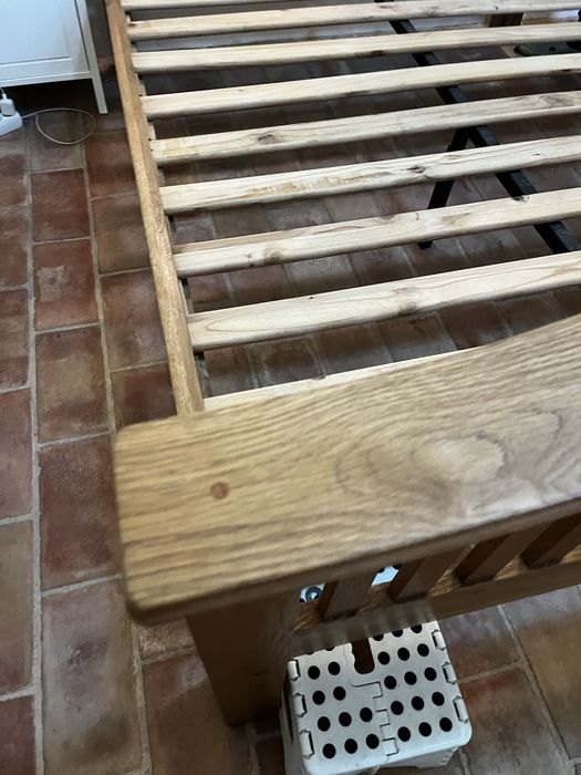 Cama madeira maciça, estrato e colchao