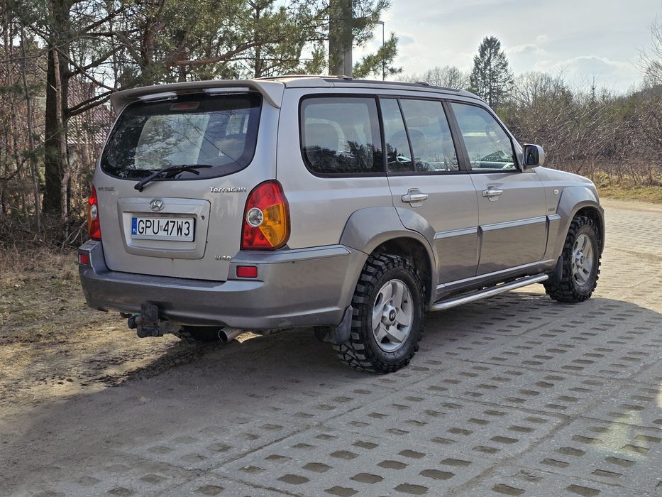 Hyundai Terracan 2.9 Diesel/ manual/ skóry/ 4x4/ Mteki/ sprawny