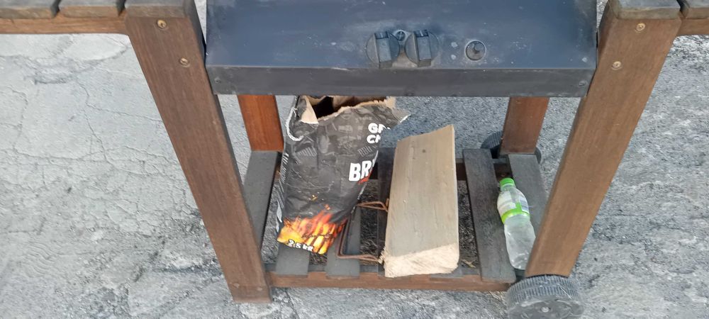 Gril sprzedam używany