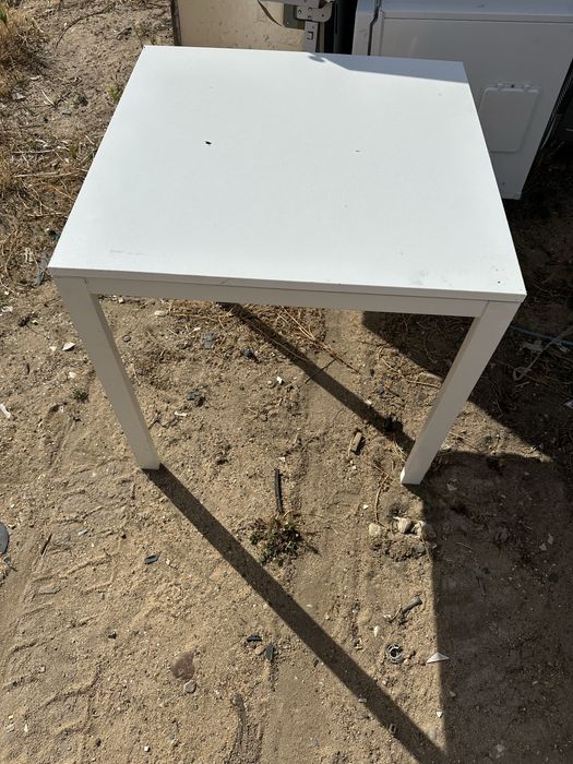 Mesas e cadeiras para restaurançao