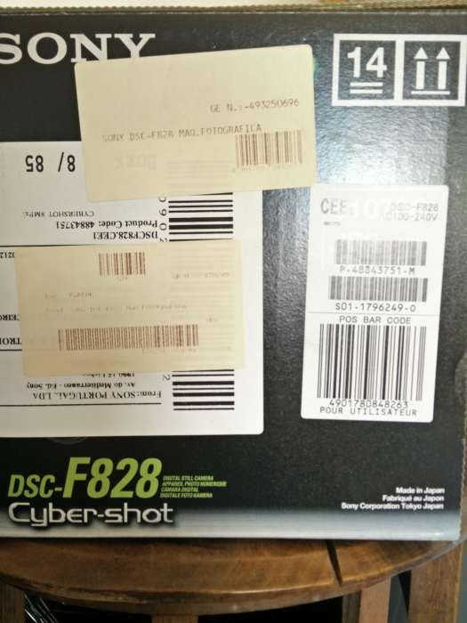 Sony Cyber-Shot DSC-F828 Nova