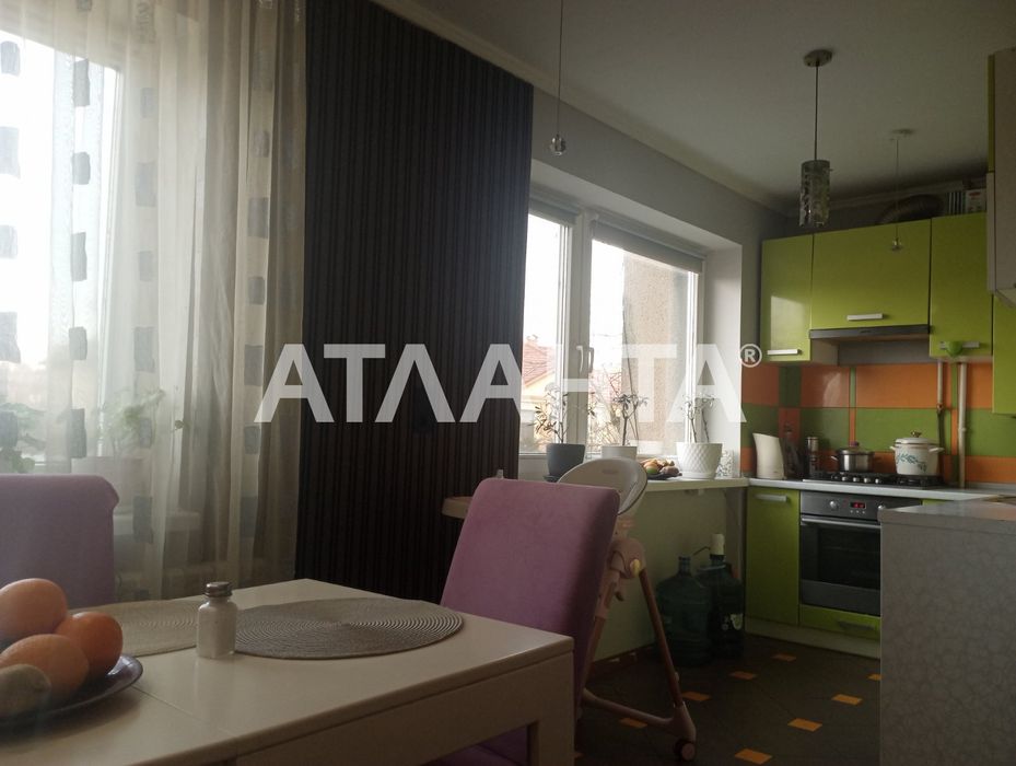 Продаж 3-х кімнатної квартири, р-н ТЦ Дастор