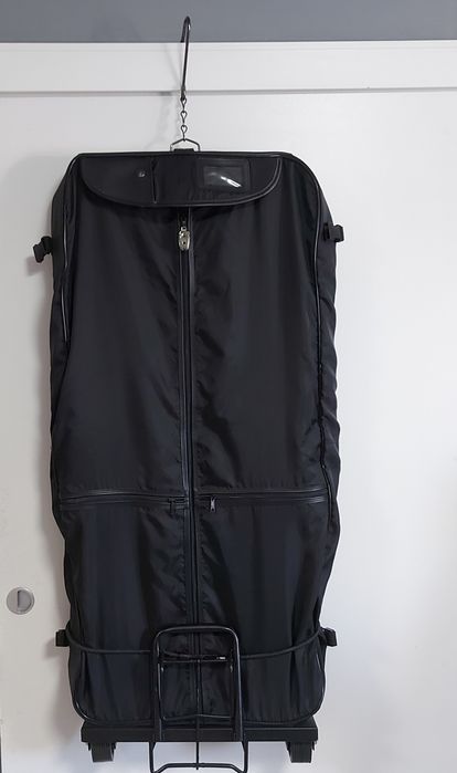 Wielofunkcyjna torba na garnitur na kółkach