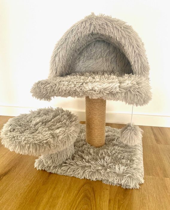 Arranhador Catshion Susy com Gruta – Cinzento Claro – Como Novo