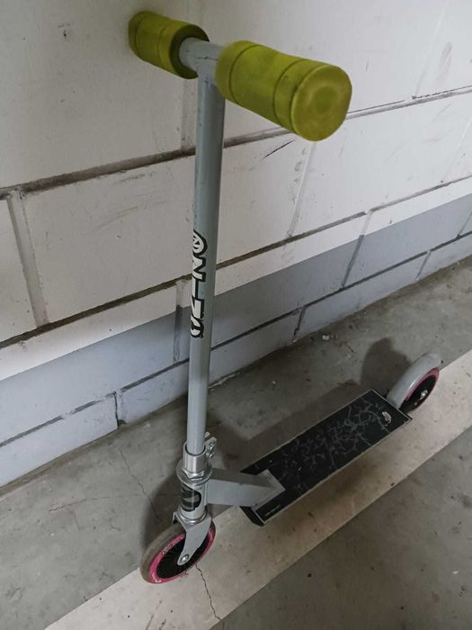 Hulajnoga dla dziecka Stan bdb