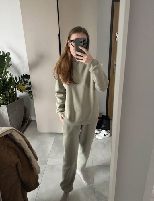 Luźny dres over size