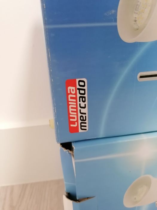 Lampa-kinkiet GU 10-230V