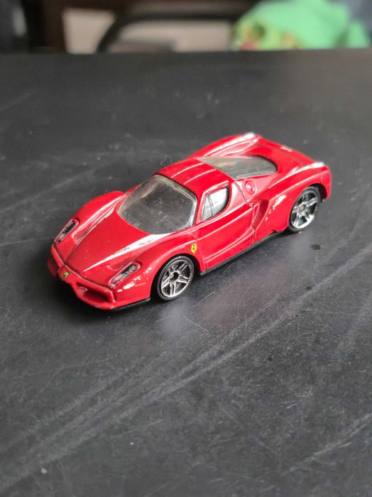 Zestaw samochodzików Hot Wheels / Matchbox / modele kolekcjonerskie