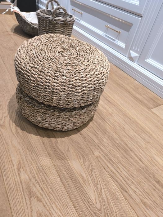 Pufy/ siedziska wiklinowe