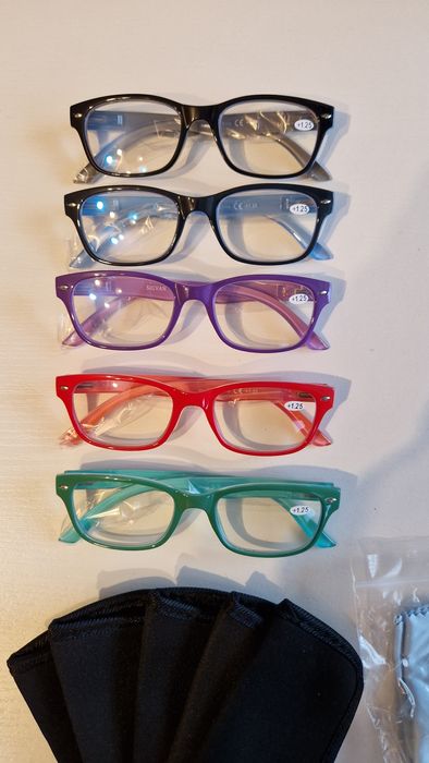 Okulary do czytania ( + 1,25 zestaw 5 sztuk) kolorowe oprawki