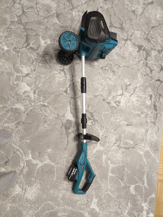 Odśnieżarka akumulatorowa