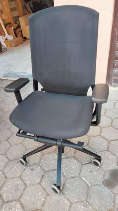 Cadeira ergonômica de secretária