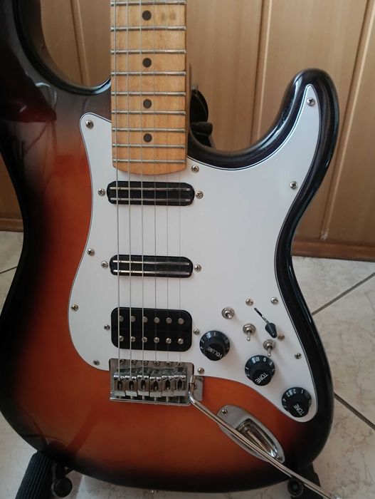 Gitara elektryczna