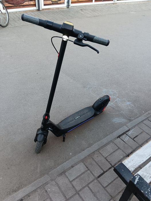 Електросамокат Proove X. 300w 10Ah,  обслужений. Возможен обмен.
