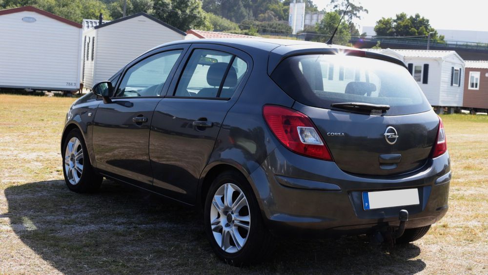 Opel Corsa 1.2 Enjoy