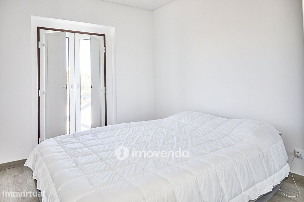 Andar de moradia T2 totalmente remodelado, em Reguengos de Monsaraz