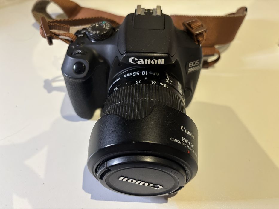 Canon EOS 2000D + Lente 18-55mm | Excelente Estado | 300€