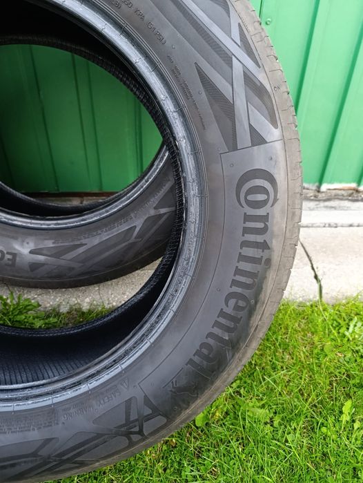Opony letnie Continental 215/65/17