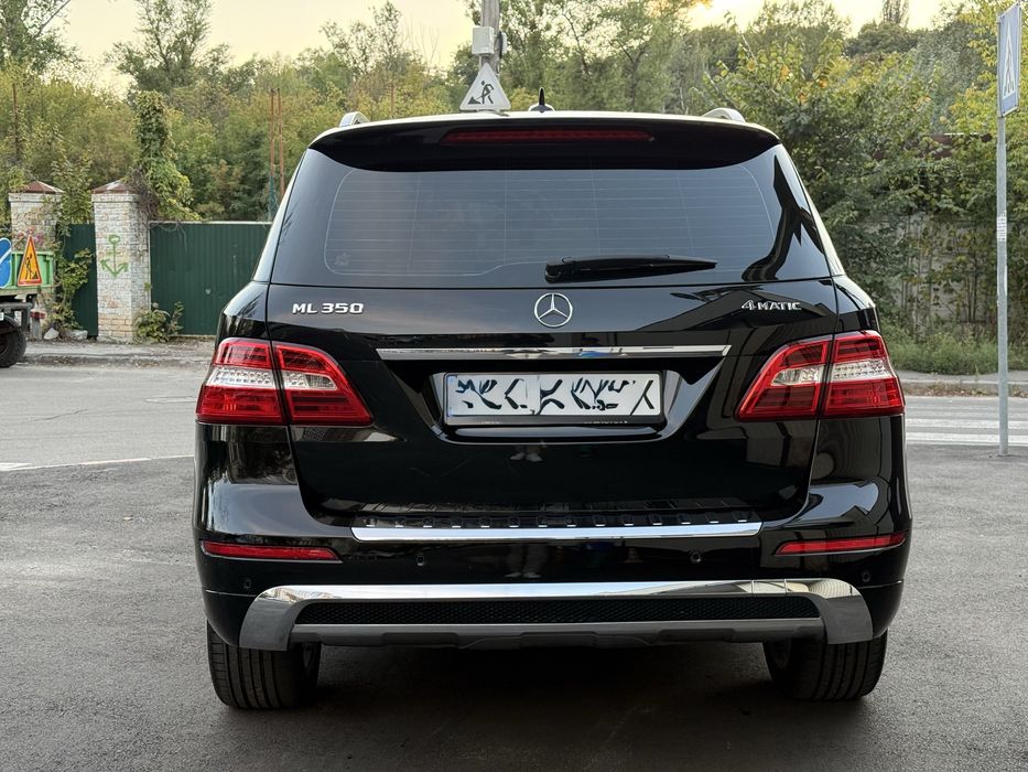 Продаю Mercedes-Benz ML350 2013 року