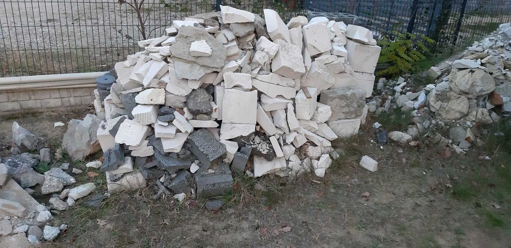 gruz betonowy, gruz z pustaka