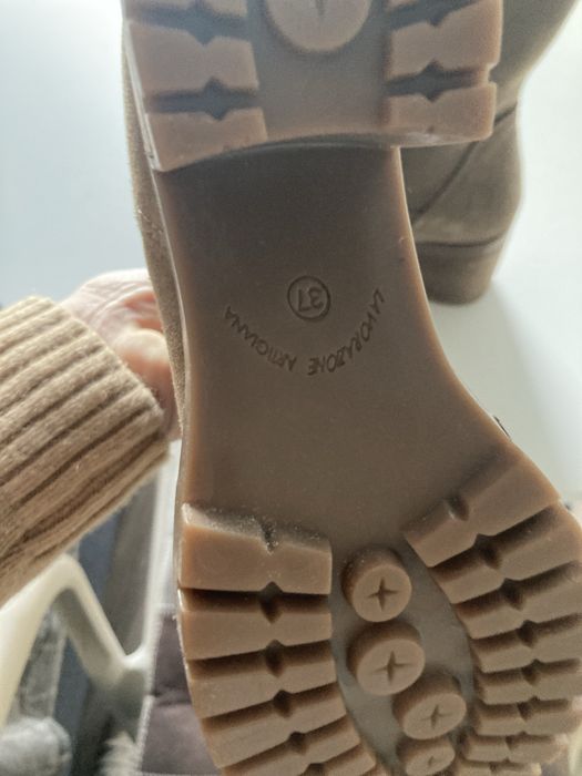 Botas cano alto tam 38 novas pele
