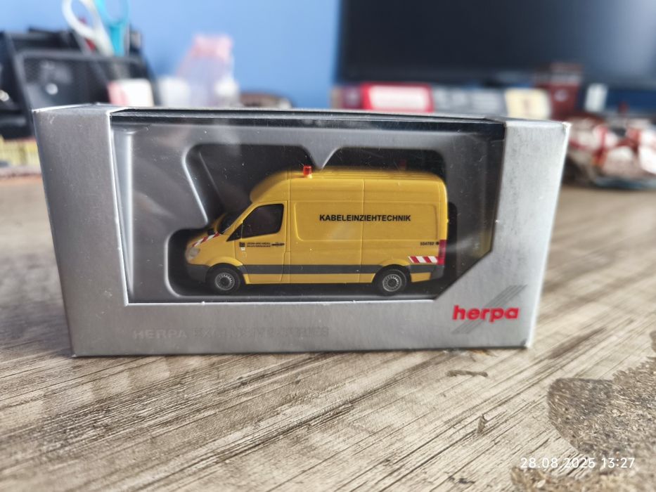 Mercedes sprinter herpa h0