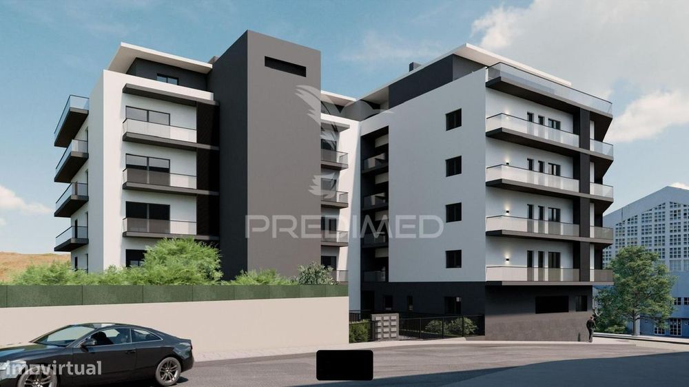 T3 c/ 3 Frentes e 2 Varandas | Garagem p/ 2 Carros | Quinta Viana