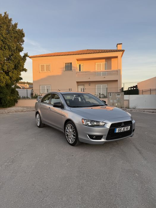 Mitsubishi Lancer
