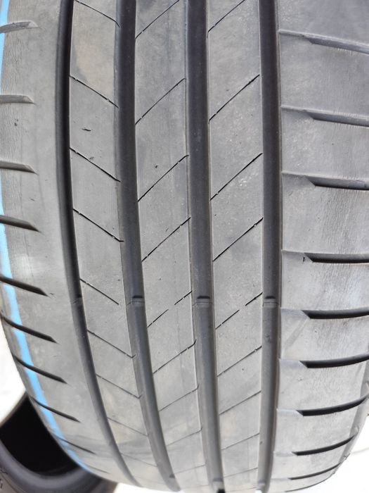 Pneus 225/45r18 Bridgestone Turanza T005 75% piso
