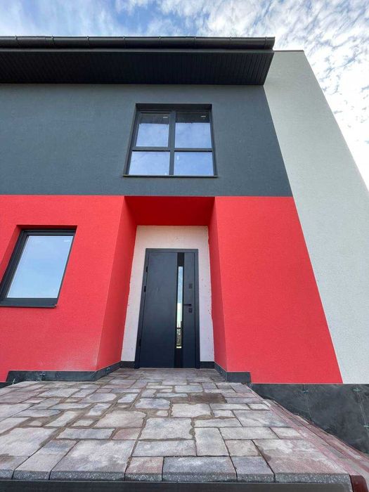 Дуплекс 74 м2. + 35 кв підвал. Тепла підлога! Газ, центр Гостомеля