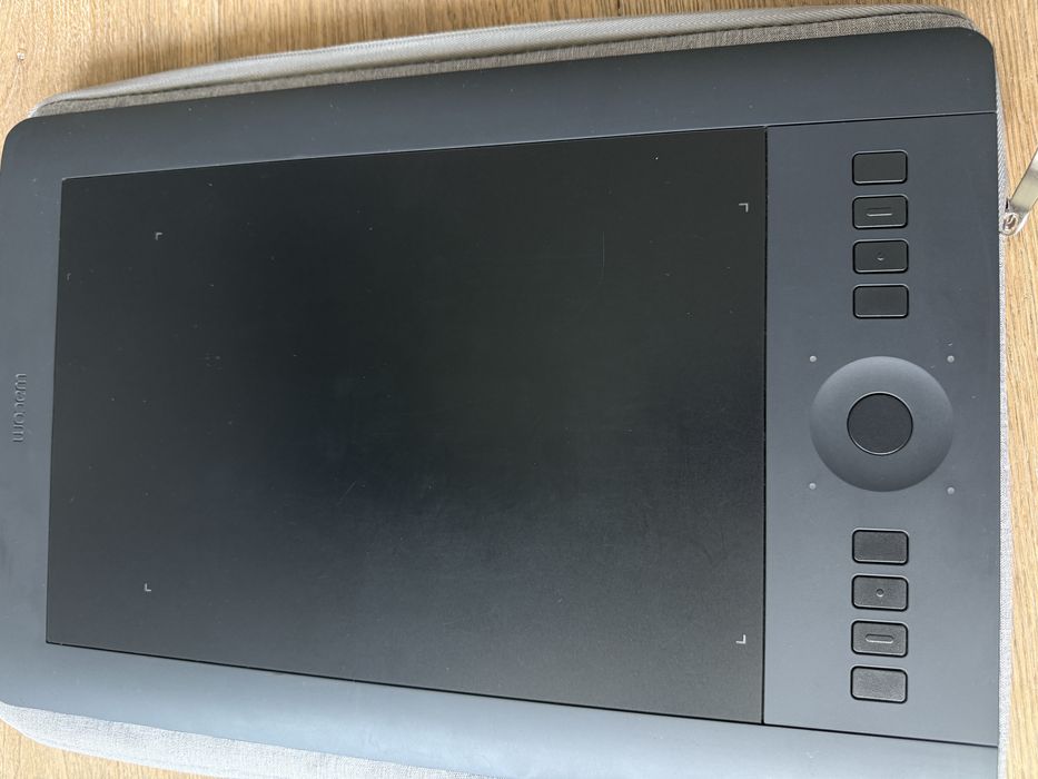 Tablet graficzny Wacom Intuos Pro Medium