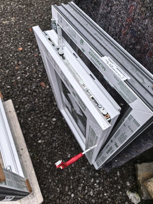 Sprzedam nowe okna PCV SALAMANDER