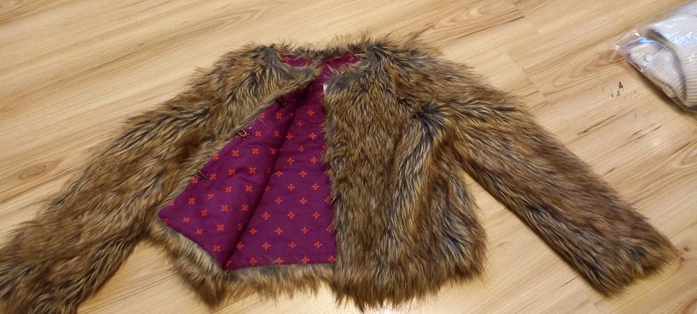 Piękne Futerko dla małej damy