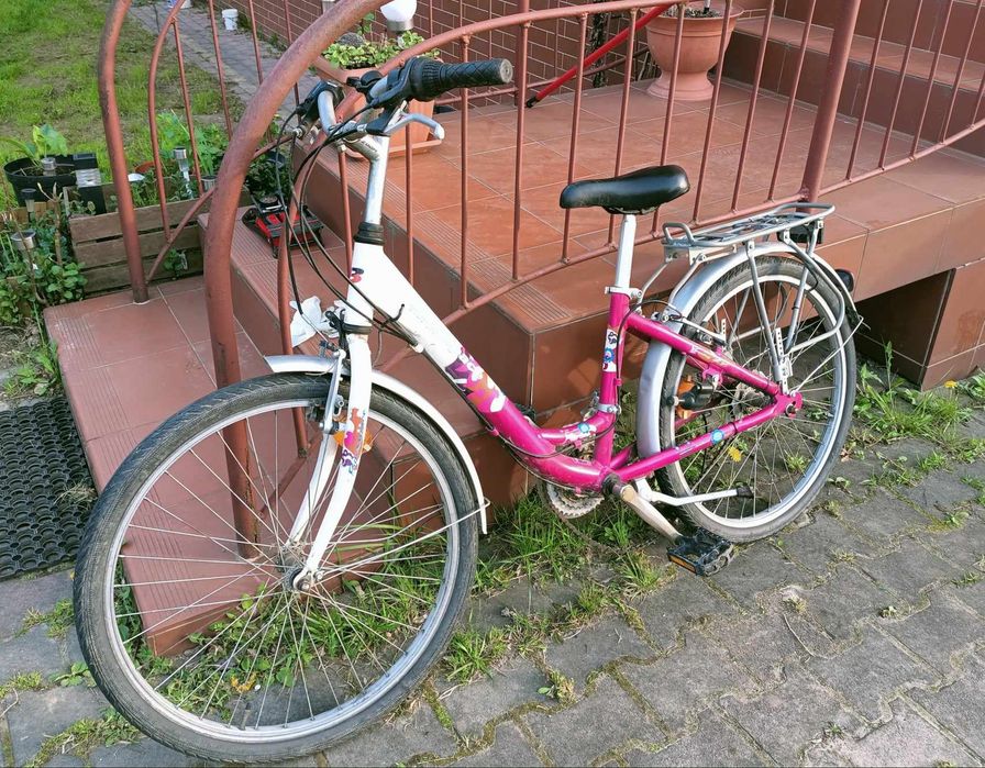 biało różowy rower damski