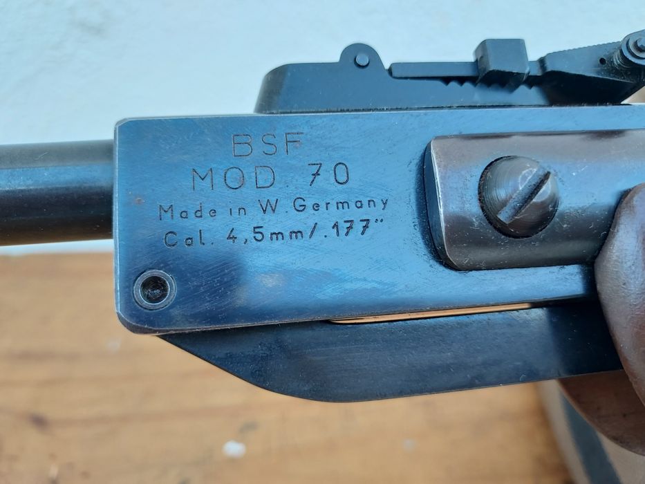 Carabina pressão de coleção BSF70