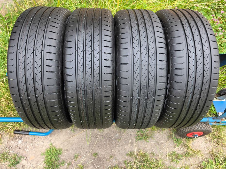 Opony letnie klasy premium CONTINENTAL 215/55/18 NOWE DEMO 2025 r.