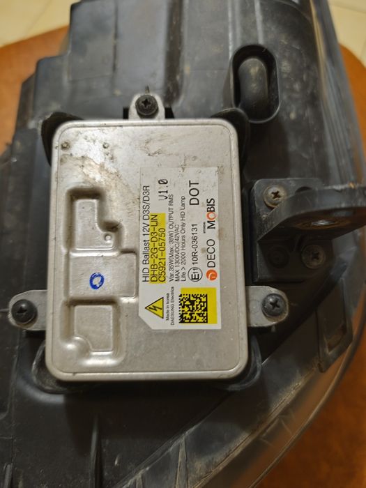 Lampa Xenon Hyundai i40