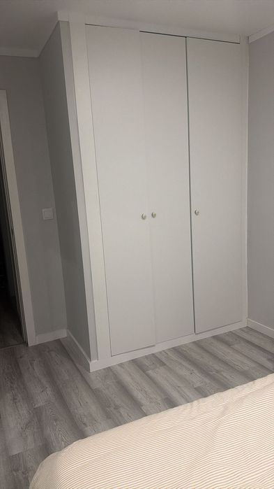 Alugo quarto mobilado