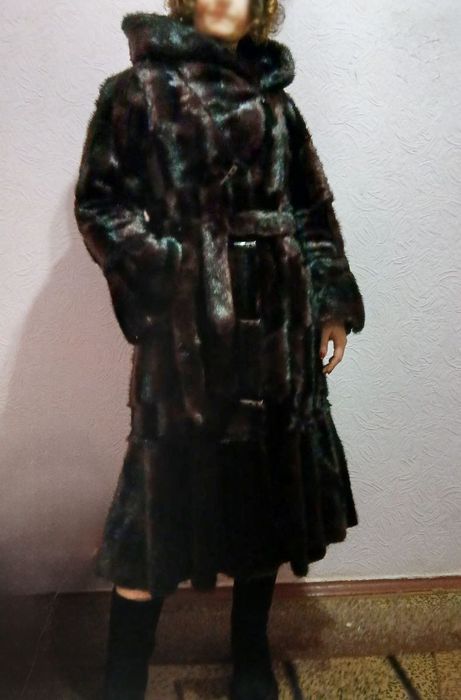 Шуба із штучного хутра